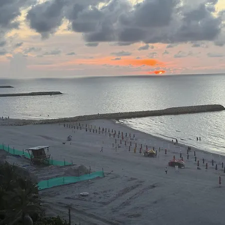 Playa Aparthotel 4*